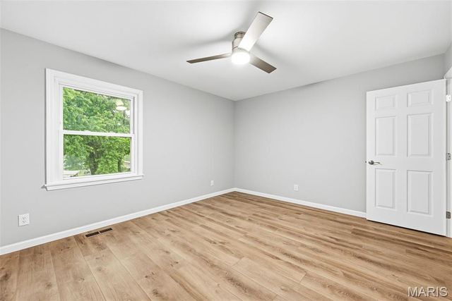 14 Ferndale Drive, Fenton, MO 63026