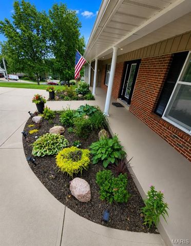 14 Ferndale Drive, Fenton, MO 63026