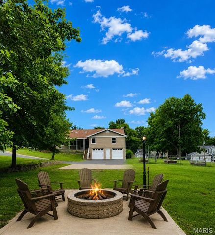 14 Ferndale Drive, Fenton, MO 63026