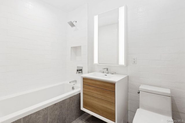 264 Webster Avenue 408, Brooklyn, NY 11230