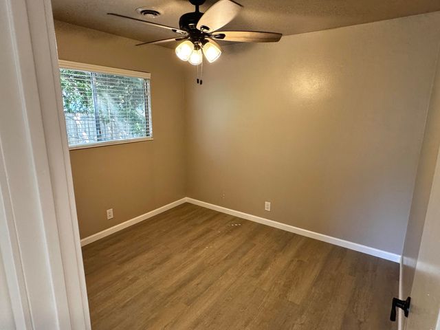 3732 Mercury Drive, Redding, CA 96002