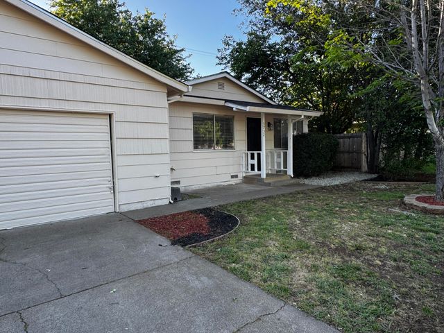 3732 Mercury Drive, Redding, CA 96002