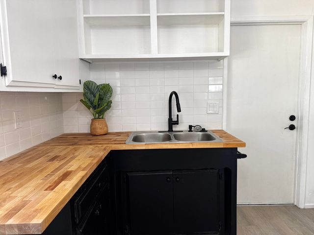 3732 Mercury Drive, Redding, CA 96002