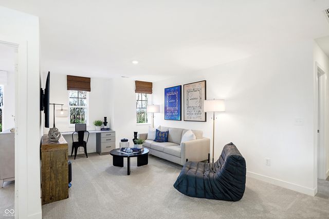 2409 Red Squirrel Way, Zionsville, IN 46077