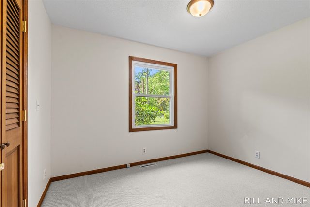 3517 64th Street, Saugatuck, MI 49453