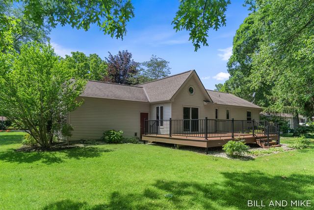 3517 64th Street, Saugatuck, MI 49453