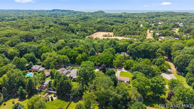 3517 64th Street, Saugatuck, MI 49453