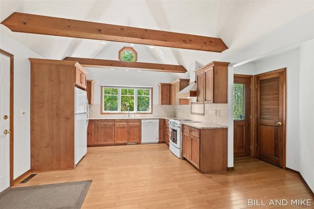 3517 64th Street, Saugatuck, MI 49453