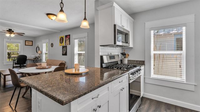 1020 FOREST PARK STREET, Lakeland, FL 33803