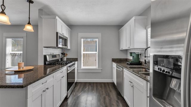 1020 FOREST PARK STREET, Lakeland, FL 33803