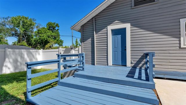 1020 FOREST PARK STREET, Lakeland, FL 33803