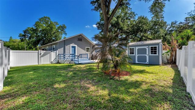 1020 FOREST PARK STREET, Lakeland, FL 33803