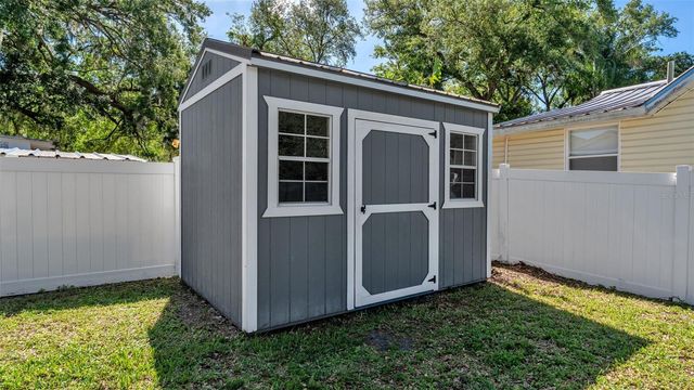 1020 FOREST PARK STREET, Lakeland, FL 33803