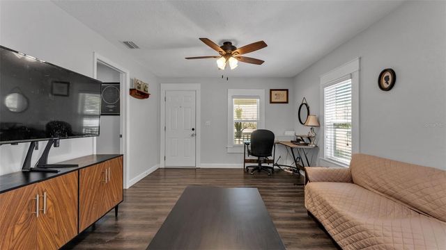 1020 FOREST PARK STREET, Lakeland, FL 33803