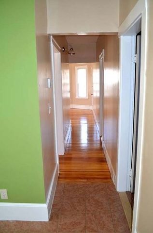 15 Exchange St, Brockton, MA 02302