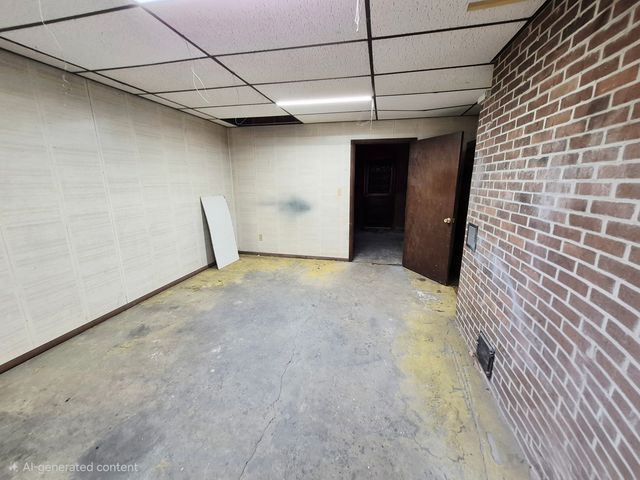 817 S 3rd Street, Herrin, IL 62948