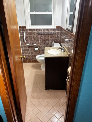 3548 Revere Street, Haltom City, TX 76117