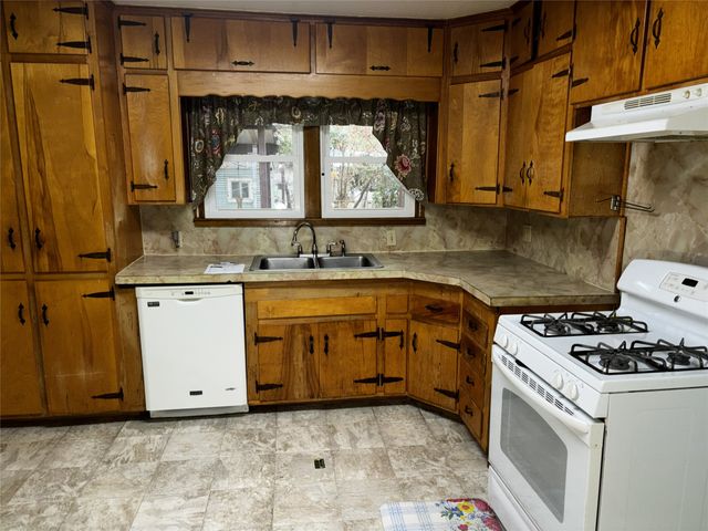 3548 Revere Street, Haltom City, TX 76117