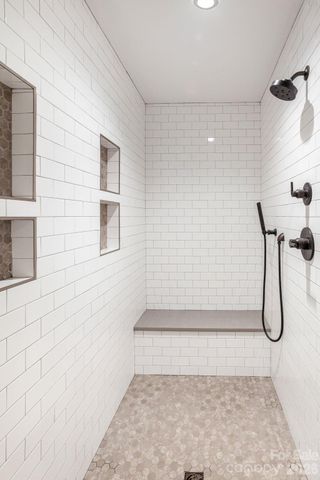 16 School House Road, Mills River, NC 28759