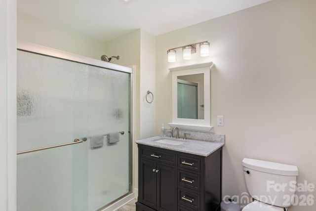 16 School House Road, Mills River, NC 28759