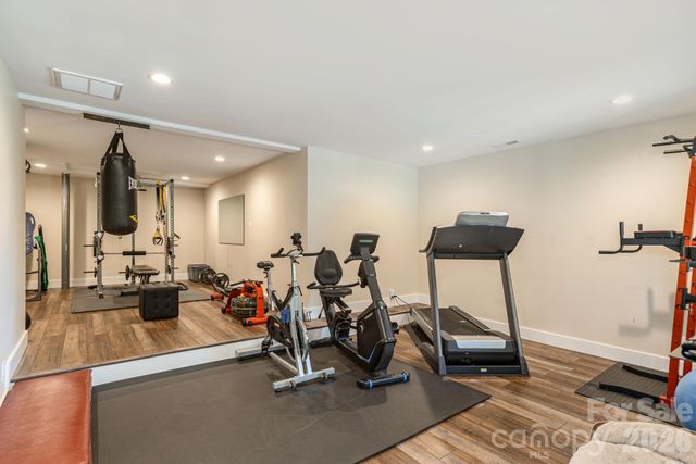 16 School House Road, Mills River, NC 28759