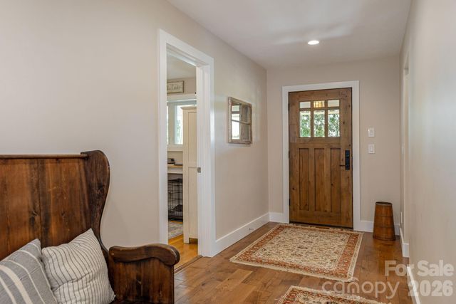 16 School House Road, Mills River, NC 28759