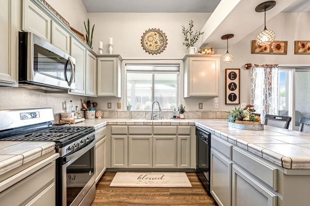 7350 Ave 306, Visalia, CA 93291