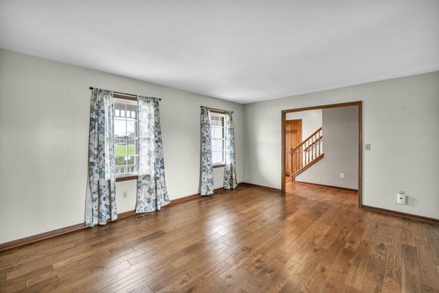 1401 Carmel Drive, Marysville, OH 43040