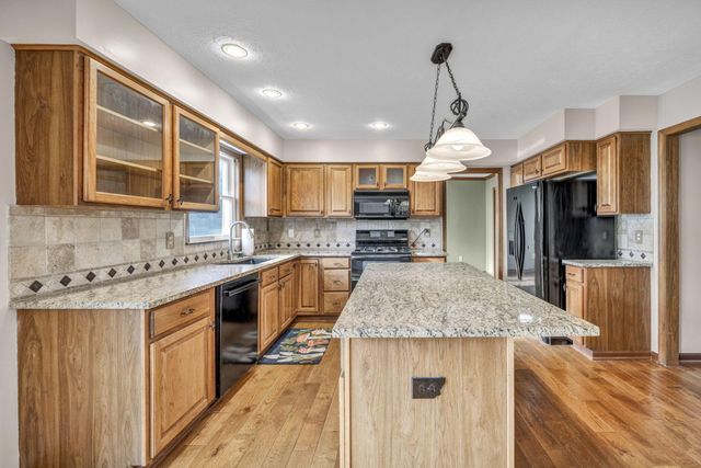 1401 Carmel Drive, Marysville, OH 43040