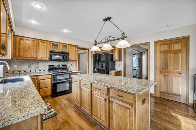 1401 Carmel Drive, Marysville, OH 43040