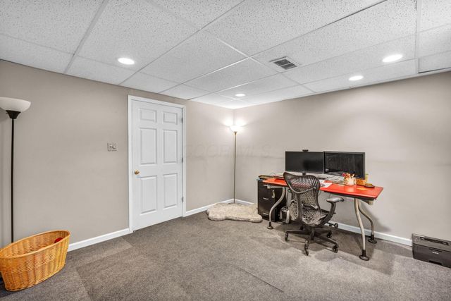 1401 Carmel Drive, Marysville, OH 43040