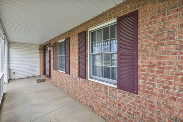 1401 Carmel Drive, Marysville, OH 43040