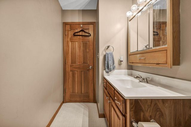 1401 Carmel Drive, Marysville, OH 43040