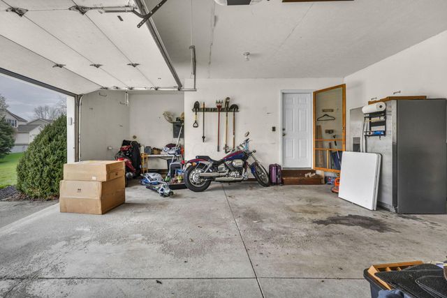 1401 Carmel Drive, Marysville, OH 43040