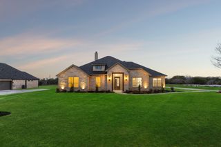 2165 Middlewood Circle, Granbury, TX 76049