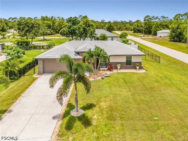 4176 NW 39th PL, Cape Coral, FL 33993