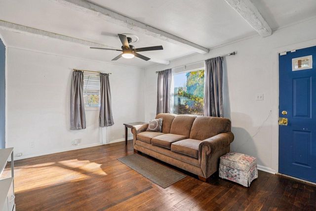 4004 Congress STREET, Milwaukee, WI 53209