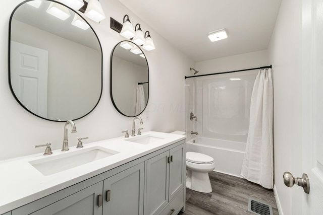 2247 Safford Avenue, Columbus, OH 43223