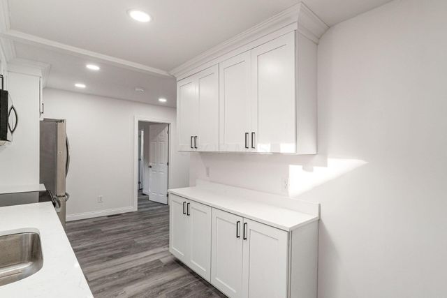 2247 Safford Avenue, Columbus, OH 43223