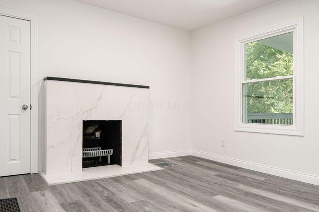 2247 Safford Avenue, Columbus, OH 43223