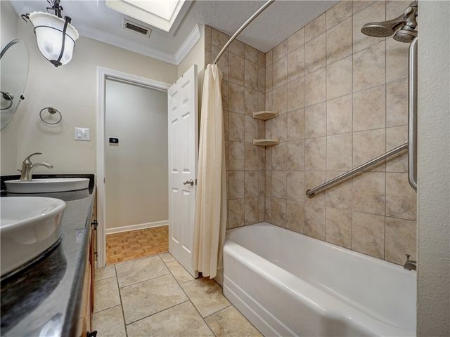 538 Belleview Dr, Corpus Christi, TX 78412