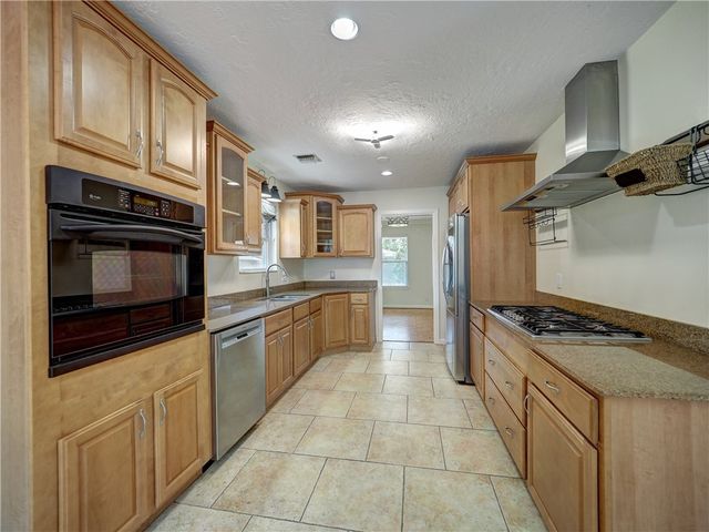538 Belleview Dr, Corpus Christi, TX 78412