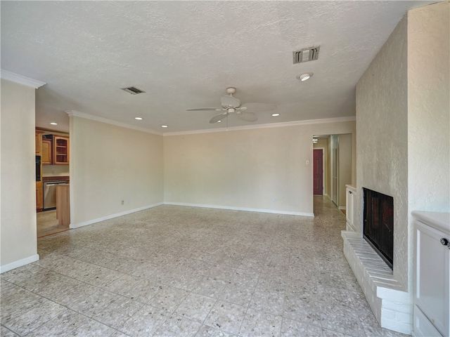538 Belleview Dr, Corpus Christi, TX 78412