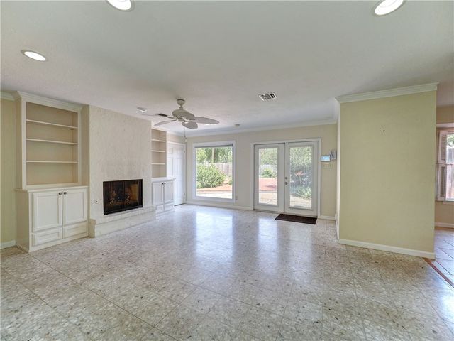 538 Belleview Dr, Corpus Christi, TX 78412