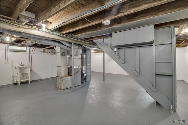 3628 Chapin Avenue, Niagara Falls, NY 14301