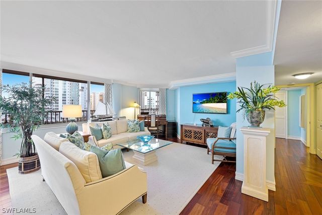 4041 Gulf Shore BLVD N 805, Naples, FL 34103