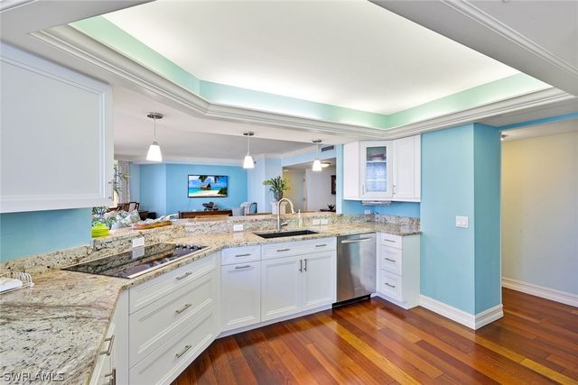 4041 Gulf Shore BLVD N 805, Naples, FL 34103