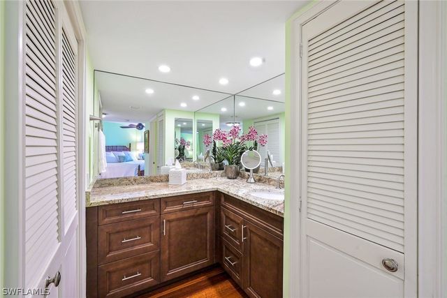 4041 Gulf Shore BLVD N 805, Naples, FL 34103