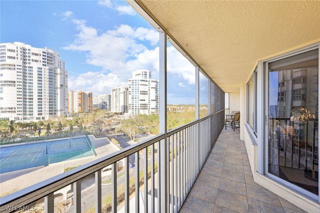 4041 Gulf Shore BLVD N 805, Naples, FL 34103