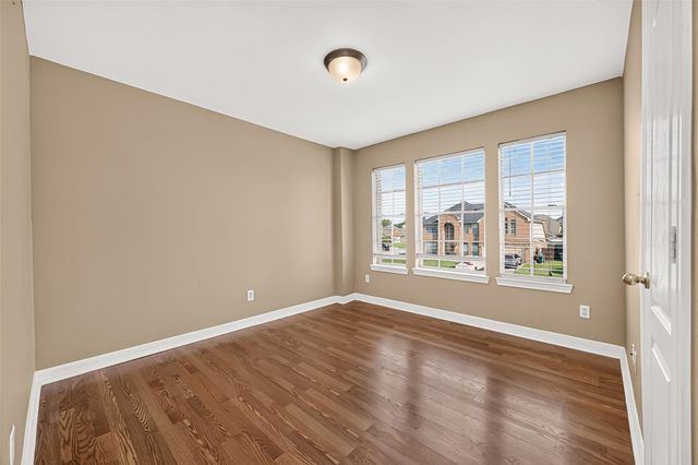 4011 Alexis Circle, Houston, TX 77014